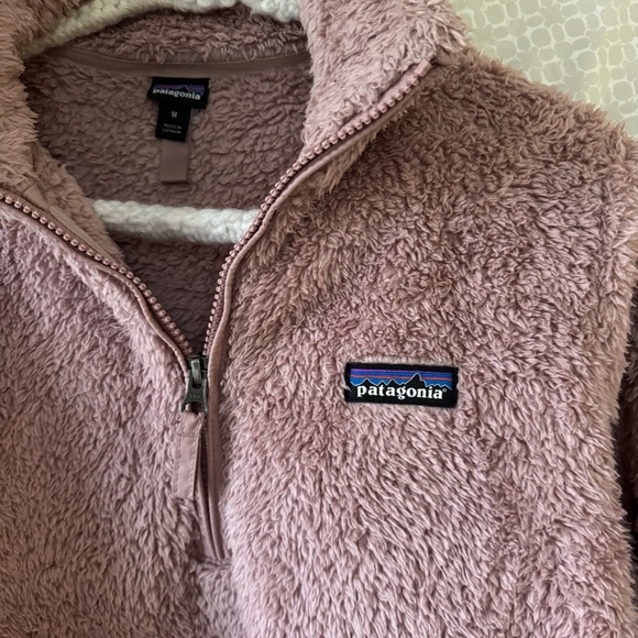 Patagonia 1/4 Zip Fleece, Size M - Picture 3 of 4